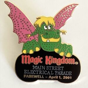 LE3000 Elliott Main Street Electric Parade Farewell Pin